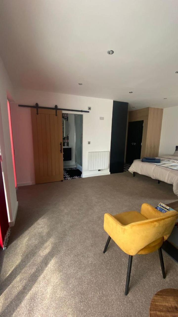 Luxury Beach Front Rooms- Pma Kirkcaldy Bagian luar foto